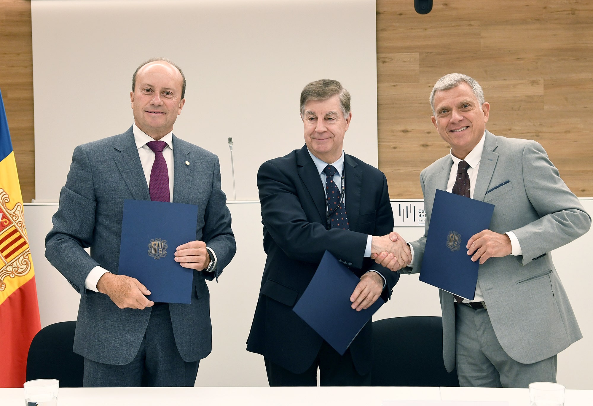 Conveni amb l’Associació Catalana de Pèrits Judicials i Forenses